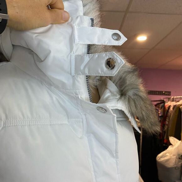 Sam EDELMAN Cream Water Repellent Puffer‎ Coat with zip off Faux Fur Collar - Picture 11 of 13